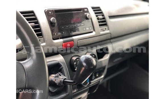 Buy Import Toyota Hiace White Car in Import - Dubai in Clarendon Buy Import Toyota Hiace White Car in Import - Dubai in Clarendon