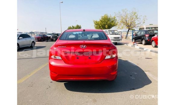 Acheter Import Voiture Hyundai Accent Rouge à Import - Dubai, Clarendon Acheter Import Voiture Hyundai Accent Rouge à Import - Dubai, Clarendon
