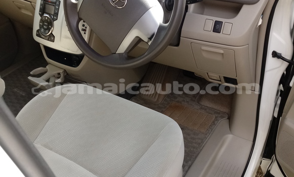 Buy Used AC Ace White Car in Mandeville in Manchester Buy Used AC Ace White Car in Mandeville in Manchester