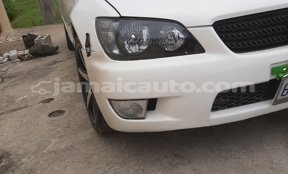 Acheter Occasion Voiture Toyota Altezza Blanc à Savanna la Mar, Westmoreland