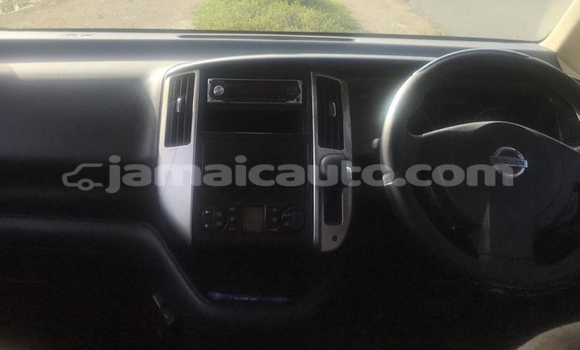 Buy Used Nissan Serena Silver Car in Kingston in Kingston Buy Used Nissan Serena Silver Car in Kingston in Kingston