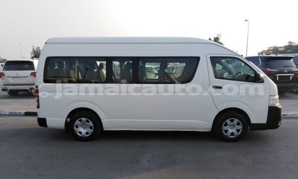 Buy Used Toyota HiAce White Truck in Falmouth in Trelawney Buy Used Toyota HiAce White Truck in Falmouth in Trelawney