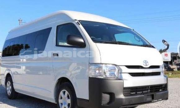 Buy Used Toyota Hiace White Car in Kingston in Kingston Buy Used Toyota Hiace White Car in Kingston in Kingston