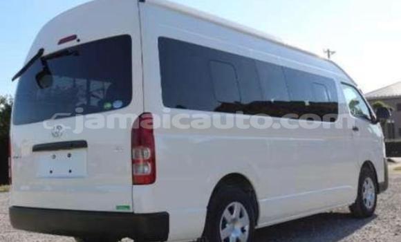Buy Used Toyota Hiace White Car in Kingston in Kingston Buy Used Toyota Hiace White Car in Kingston in Kingston