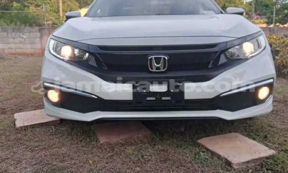 Acheter Import Voiture Honda Civic Blanc à Mandeville, Manchester Acheter Import Voiture Honda Civic Blanc à Mandeville, Manchester