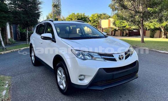 Buy Used Toyota RAV4 White Car in Lucea in Hanover Buy Used Toyota RAV4 White Car in Lucea in Hanover