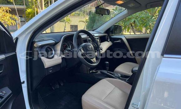 Buy Used Toyota RAV4 White Car in Lucea in Hanover Buy Used Toyota RAV4 White Car in Lucea in Hanover