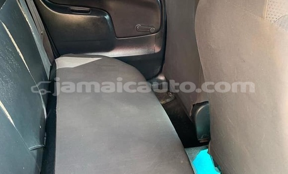 Buy Used Toyota Probox White Car in Kingston in Kingston Buy Used Toyota Probox White Car in Kingston in Kingston