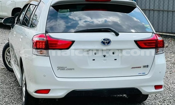 Buy Used Toyota Axio White Car in Kingston in Kingston Buy Used Toyota Axio White Car in Kingston in Kingston