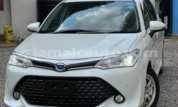 Buy Used Toyota Axio White Car in Kingston in Kingston Buy Used Toyota Axio White Car in Kingston in Kingston