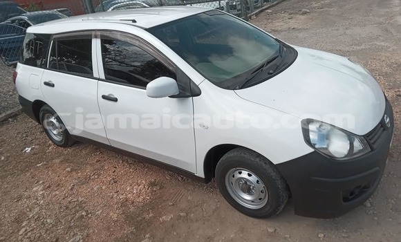 Buy Used Nissan AD White Car in Lucea in Hanover Buy Used Nissan AD White Car in Lucea in Hanover