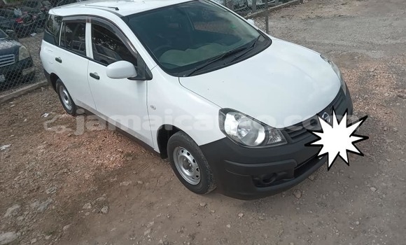 Buy Used Nissan AD White Car in Lucea in Hanover Buy Used Nissan AD White Car in Lucea in Hanover