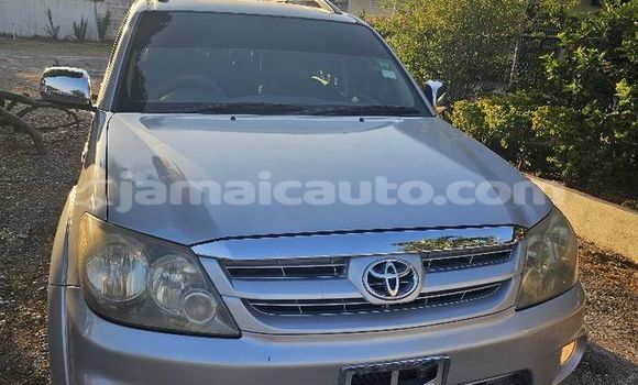 Buy Used Toyota Fortuner Other Car in May Pen in Clarendon Buy Used Toyota Fortuner Other Car in May Pen in Clarendon