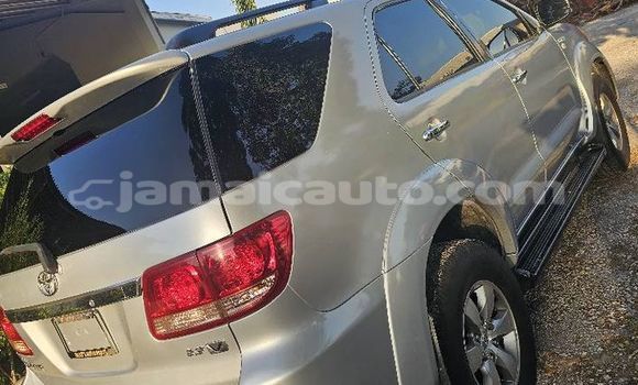 Buy Used Toyota Fortuner Other Car in May Pen in Clarendon Buy Used Toyota Fortuner Other Car in May Pen in Clarendon