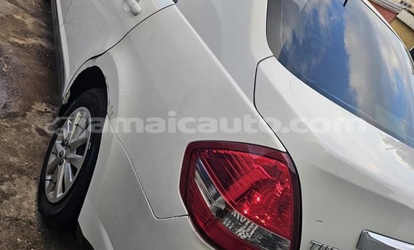 Buy Used Nissan Tiida White Car in Lucea in Hanover Buy Used Nissan Tiida White Car in Lucea in Hanover