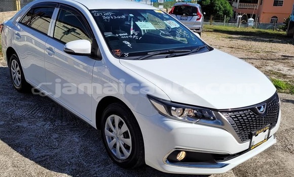Buy Used Toyota Allion White Car in Kingston in Kingston