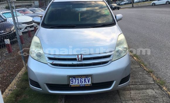 Buy Used Toyota ISis Other Car in Import - Dubai in Clarendon Buy Used Toyota ISis Other Car in Import - Dubai in Clarendon