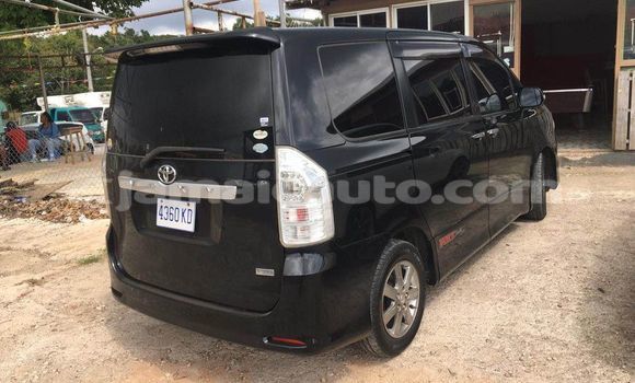 Buy Used Toyota Voxy Black Car in Kingston in Kingston Buy Used Toyota Voxy Black Car in Kingston in Kingston