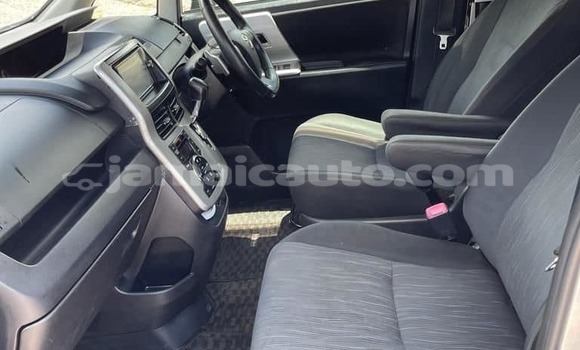 Buy Used Toyota Voxy Other Car in Kingston in Kingston Buy Used Toyota Voxy Other Car in Kingston in Kingston