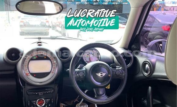 Buy Used Mini Cooper White Car in Lucea in Hanover Buy Used Mini Cooper White Car in Lucea in Hanover