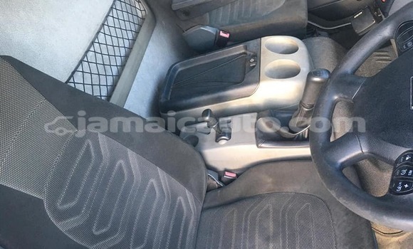 Acheter Occasion Utilitaire DAF CF Blanc à Kingston, Kingston Acheter Occasion Utilitaire DAF CF Blanc à Kingston, Kingston