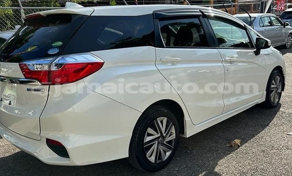 Acheter Occasion Voiture Honda Horizon Blanc à Lucea, Hanover Acheter Occasion Voiture Honda Horizon Blanc à Lucea, Hanover