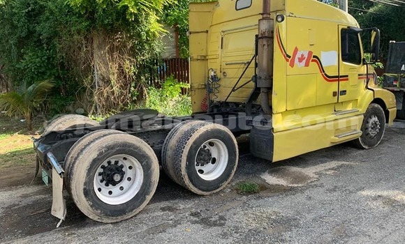 Acheter Occasion Utilitaire Volvo F4 Autre à Kingston, Kingston Acheter Occasion Utilitaire Volvo F4 Autre à Kingston, Kingston