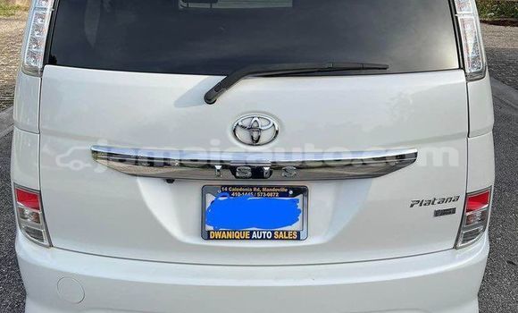 Acheter Occasion Voiture Toyota ISis Blanc à Lucea, Hanover Acheter Occasion Voiture Toyota ISis Blanc à Lucea, Hanover
