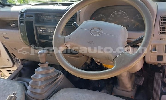 Buy Used Hino Ranger White Truck in Kingston in Kingston Buy Used Hino Ranger White Truck in Kingston in Kingston