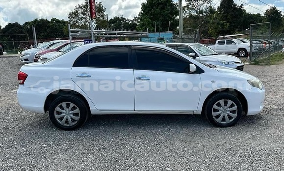 Buy Used Toyota Axio White Car in Kingston in Kingston Buy Used Toyota Axio White Car in Kingston in Kingston