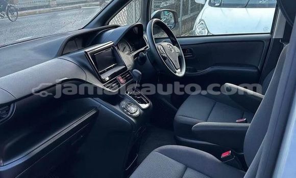 Acheter Occasion Voiture Toyota Noah Autre à Lucea, Hanover Acheter Occasion Voiture Toyota Noah Autre à Lucea, Hanover