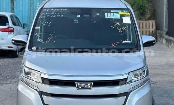 Acheter Occasion Voiture Toyota Noah Autre à Lucea, Hanover Acheter Occasion Voiture Toyota Noah Autre à Lucea, Hanover