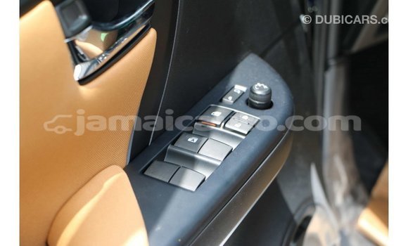 Acheter Import Voiture Toyota Fortuner Noir à Import - Dubai, Clarendon Acheter Import Voiture Toyota Fortuner Noir à Import - Dubai, Clarendon