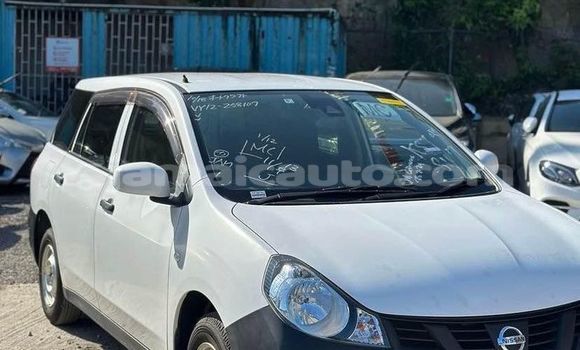 Acheter Occasion Voiture Nissan AD Blanc à Lucea, Hanover Acheter Occasion Voiture Nissan AD Blanc à Lucea, Hanover