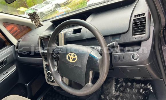 Buy Used Toyota Voxy Black Car in Lucea in Hanover Buy Used Toyota Voxy Black Car in Lucea in Hanover