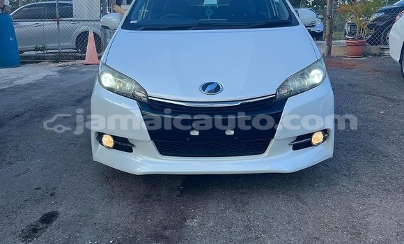 Buy Used Toyota Wish White Car in Lucea in Hanover Buy Used Toyota Wish White Car in Lucea in Hanover