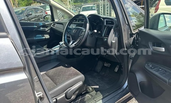 Buy Used Honda Shuttle Other Car in Import - Dubai in Clarendon Buy Used Honda Shuttle Other Car in Import - Dubai in Clarendon