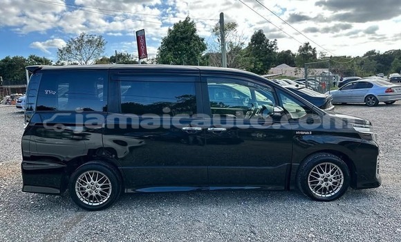 Buy Used Toyota Voxy Black Car in Lucea in Hanover Buy Used Toyota Voxy Black Car in Lucea in Hanover