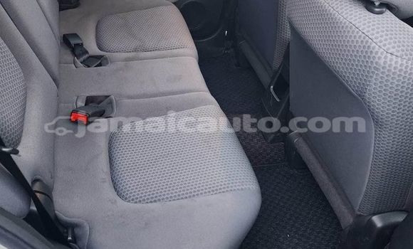 Buy Used Nissan Wingroad White Car in Import - Dubai in Clarendon Buy Used Nissan Wingroad White Car in Import - Dubai in Clarendon