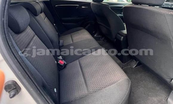 Buy Used Honda FIT White Car in Kingston in Kingston Buy Used Honda FIT White Car in Kingston in Kingston