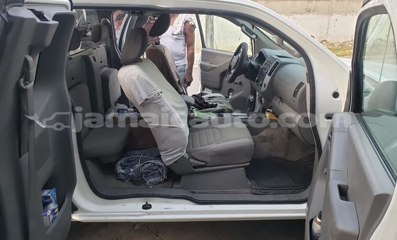 Acheter Occasion Voiture Nissan Frontier Blanc à Lucea, Hanover Acheter Occasion Voiture Nissan Frontier Blanc à Lucea, Hanover
