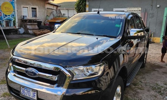Acheter Occasion Voiture Ford Ranger Noir à Import - Dubai, Clarendon Acheter Occasion Voiture Ford Ranger Noir à Import - Dubai, Clarendon