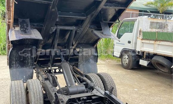 Buy Used Isuzu FTR 850 Black Truck in Kingston in Kingston Buy Used Isuzu FTR 850 Black Truck in Kingston in Kingston