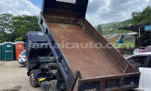 Buy Used Isuzu FTR 850 Black Truck in Kingston in Kingston Buy Used Isuzu FTR 850 Black Truck in Kingston in Kingston