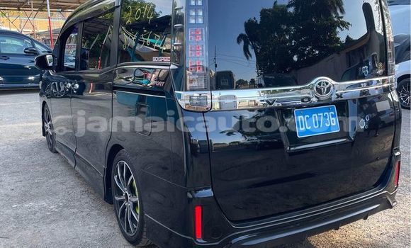 Buy Used Toyota Voxy Black Car in Lucea in Hanover Buy Used Toyota Voxy Black Car in Lucea in Hanover