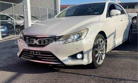 Buy Used Toyota Mark X White Car in Lucea in Hanover Buy Used Toyota Mark X White Car in Lucea in Hanover