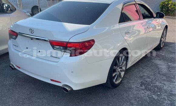 Buy Used Toyota Mark X White Car in Lucea in Hanover Buy Used Toyota Mark X White Car in Lucea in Hanover