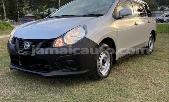 Buy Used Nissan NV200 White Car in Import - Dubai in Clarendon Buy Used Nissan NV200 White Car in Import - Dubai in Clarendon