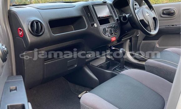 Buy Used Nissan NV200 White Car in Import - Dubai in Clarendon Buy Used Nissan NV200 White Car in Import - Dubai in Clarendon