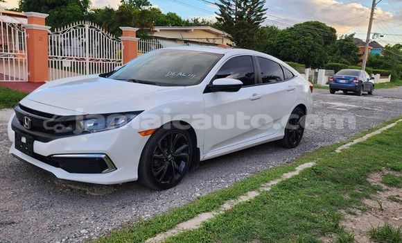 Buy Used Honda Civic White Car in May Pen in Clarendon Buy Used Honda Civic White Car in May Pen in Clarendon